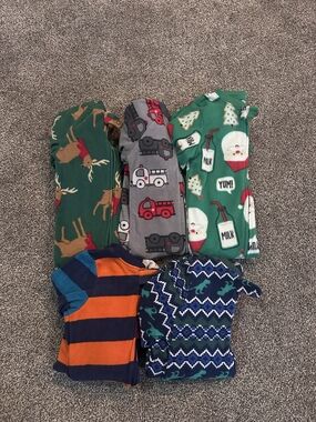 Kids Holiday and Patterned Pajama Set - Green, Gray, Navy & Orange